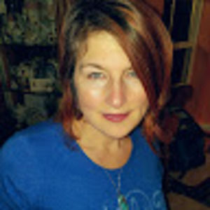 Meet your Posher, Leona